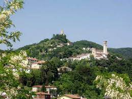 Immagine vista sulla Rocca e la Chiesa di San Michele